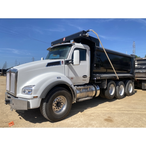 2025 KENWORTH T880 Dump Truck