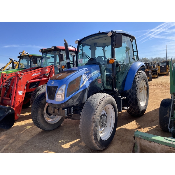 NEW HOLLAND T4.75 Farm Tractor
