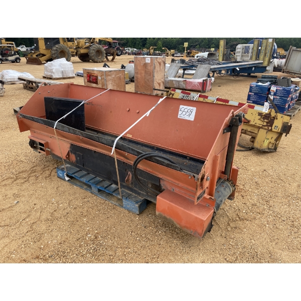 SWENSON  96 TAILGATE SPREADER