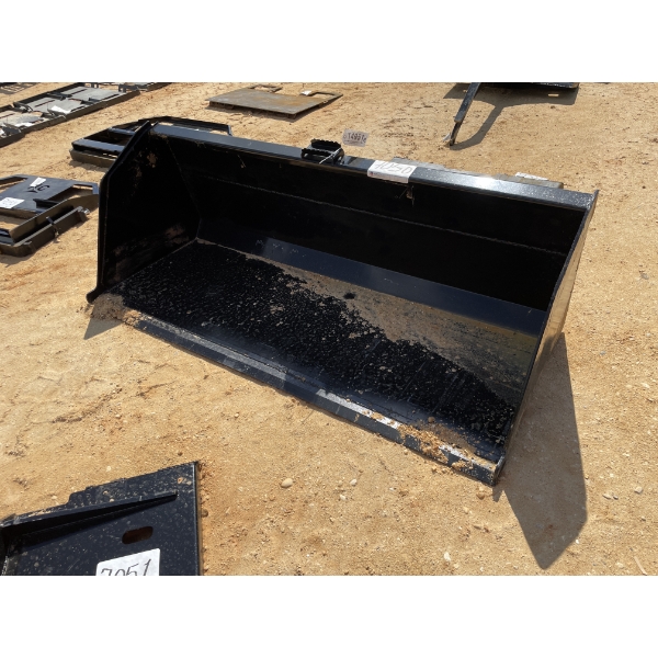 84" BUCKET, fits skid steer loader