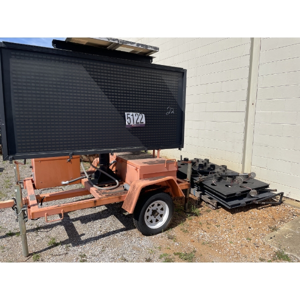 ARROW BOARDS & MESSAGE BOARD