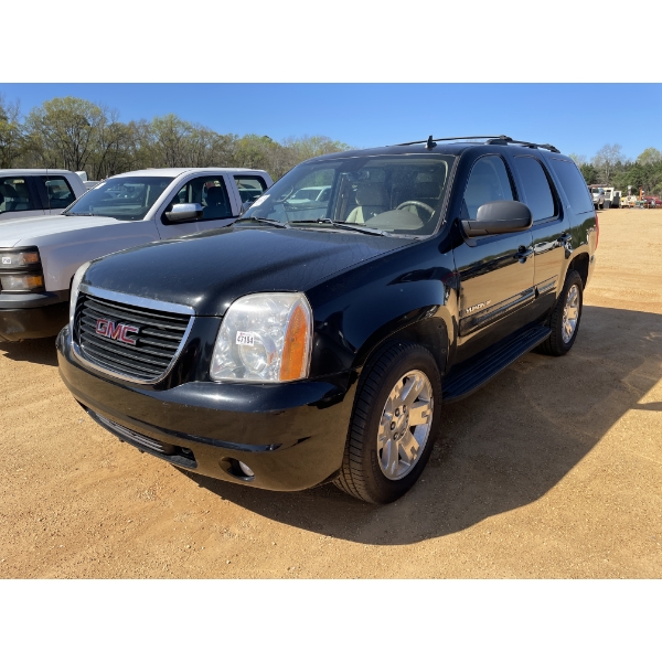 2009 GMC YUKON SLT SUV