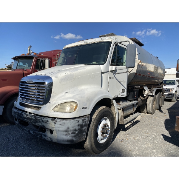 2007 FREIGHTLINER COLUMBIA Asphalt Distributor Truck