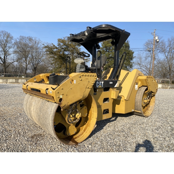 2014 CAT CB64 Roller