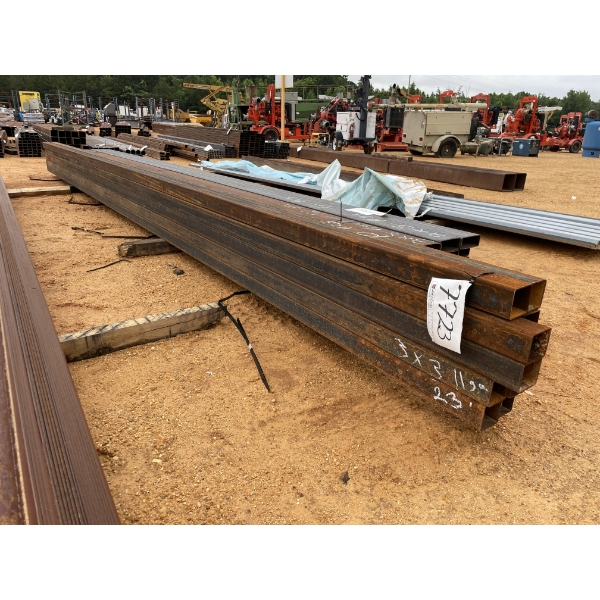 STEEL SQUARE TUBE, 1/8" X 3" X 3" X 23' (10)