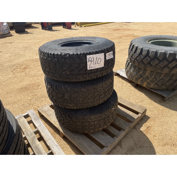 TIRES & RIMS 35 x 12.5 R15 LT (3)