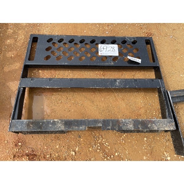 FORKLIFT FRAME, fits skid steer loader