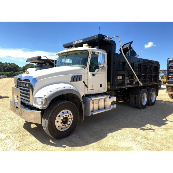 2019 MACK GR64F Dump Truck