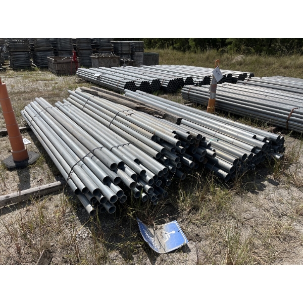 2.5" & 3.5" STEEL POSTS