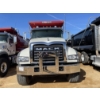Image 2 : 2023 MACK GR64F Dump Truck