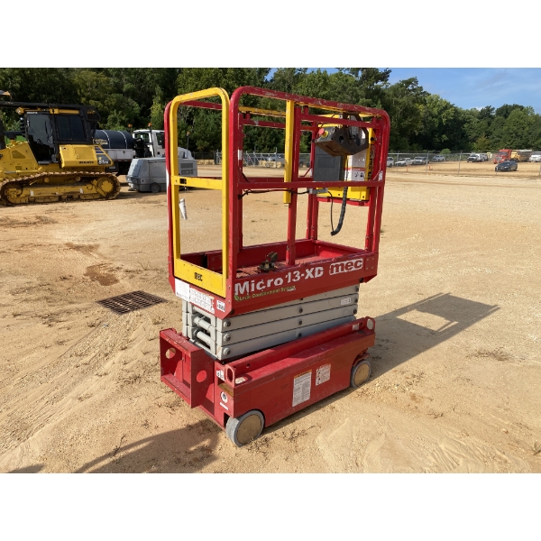 2022 MEC MICRO 13-XD Scissor Lift