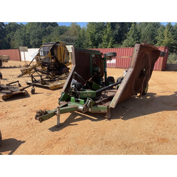 JOHN DEERE 1518 Batwing Mower