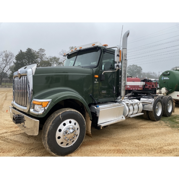 2020 INTERNATIONAL HX520 Day Cab Truck