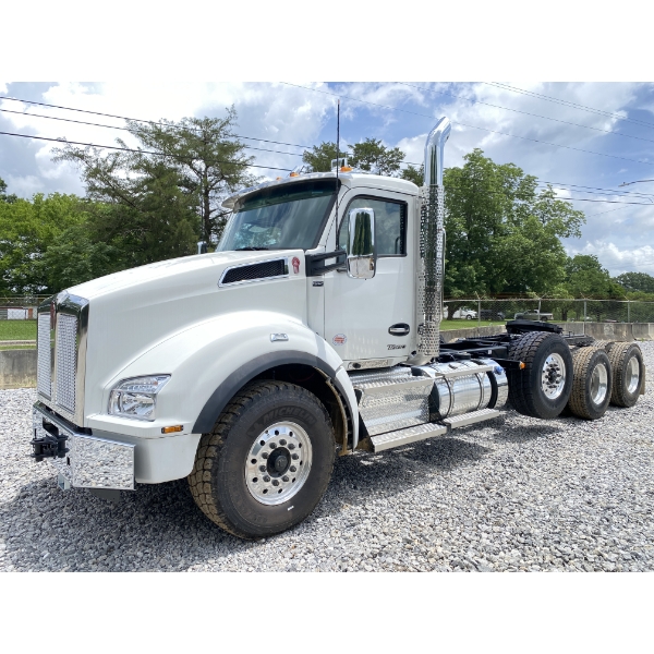 2026 KENWORTH T880 Day Cab Truck