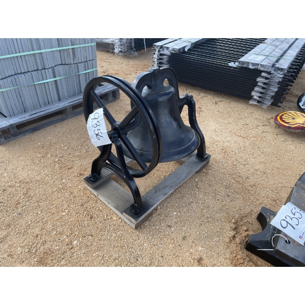 DINNER BELL, CAST IRON