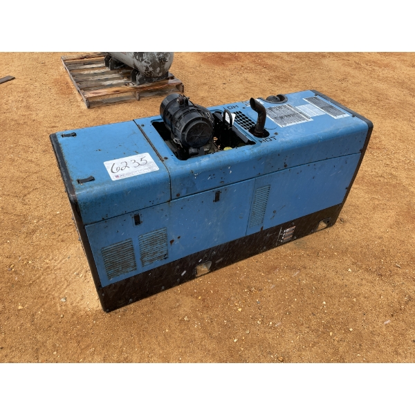 MILLER TRAILBLAZER 302 AIR PACK Air Compressor