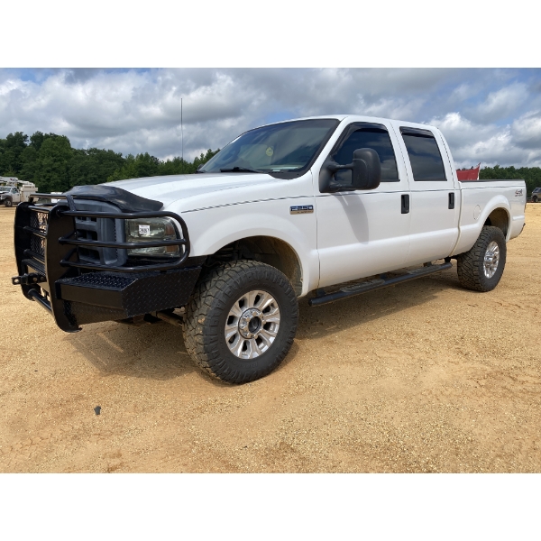 2006 FORD F250 XL Pickup Truck