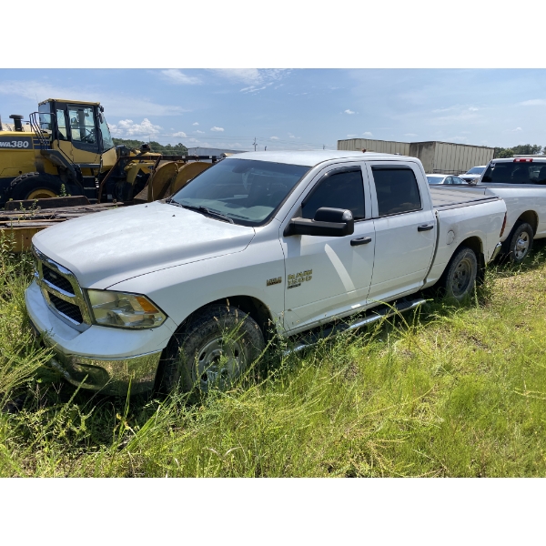 2019 RAM 1500 CLASSIC Pickup Truck