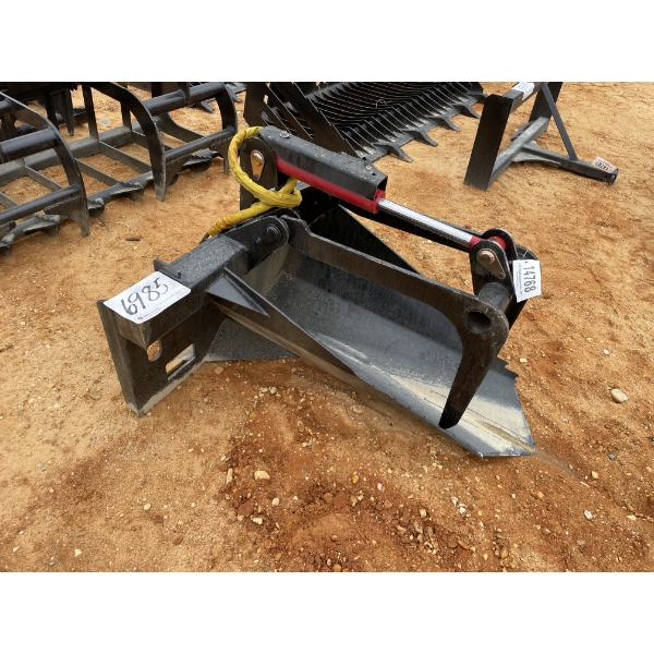 GRAPPLE SPADE BUCKET,  fits skid steer loader