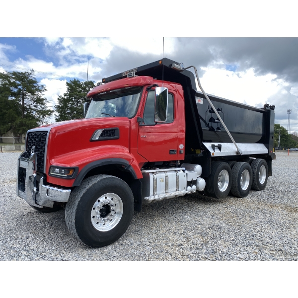 2024 VOLVO VHD84F Dump Truck