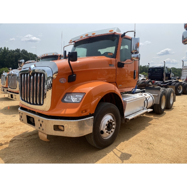 2023 INTERNATIONAL HX620 Day Cab Truck