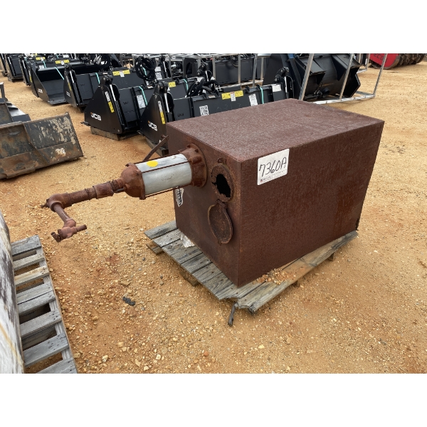 FUEL STORAGE TANK W/ PUMP