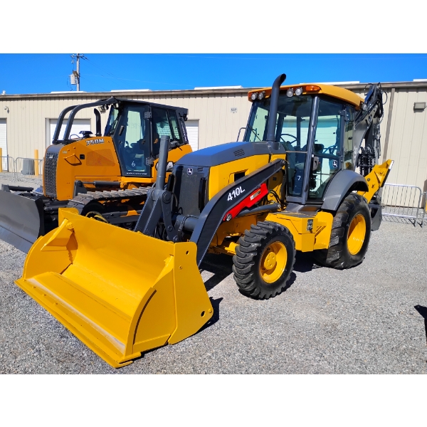 2019 JOHN DEERE 410L Backhoe