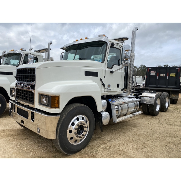 2025 MACK PI64T Day Cab Truck