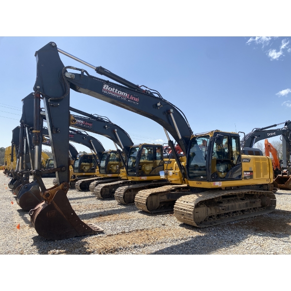 2022 JOHN DEERE 210G Excavator