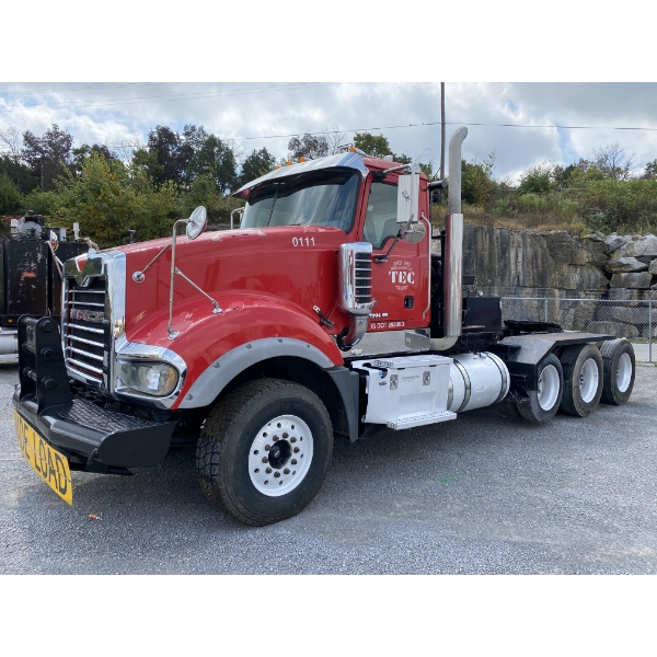 2012 MACK TD713 Day Cab Truck