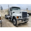 Image 4 : 2017 MACK PI64T Day Cab Truck
