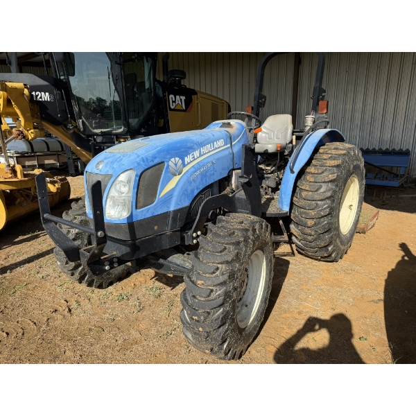 NEW HOLLAND WORKMASTER 70 Farm Tractor