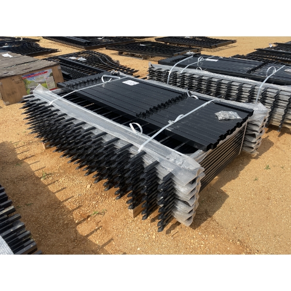 STEEL FENCE, APPROX 100', 14 PANELS, 5' x 7', 14 POST & HARDWARE