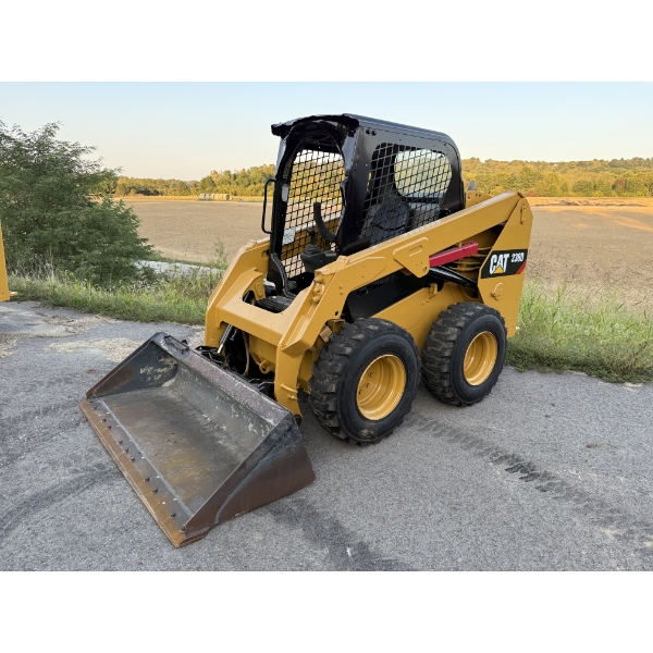 2014 CAT 236D Skid Steer Loader - Wheel