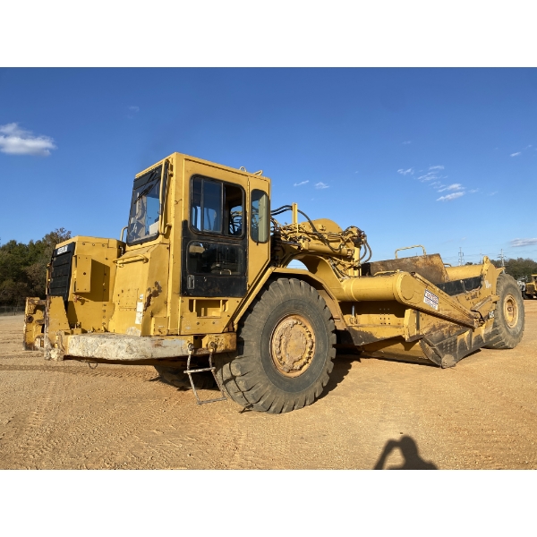 2001 CAT 621F Motor Scraper