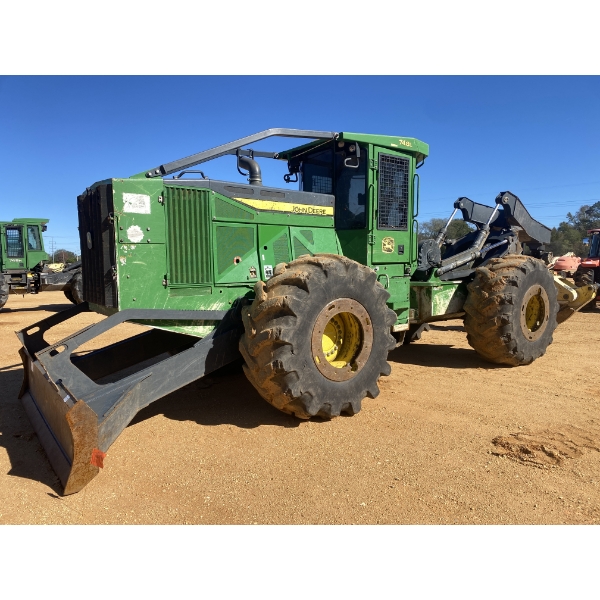 2017 JOHN DEERE 748L Skidder