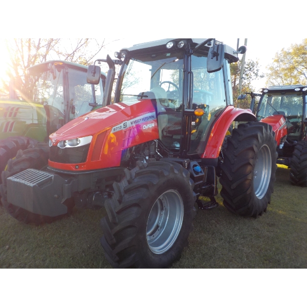 2018 MASSEY FERGUSON 5713 Farm Tractor
