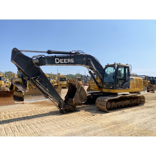 2018 JOHN DEERE 210G LC Excavator