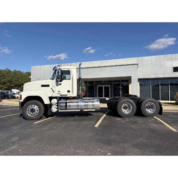 2026 MACK PI64T Day Cab Truck