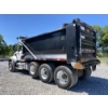 Image 2 : 2019 MACK GU713 Dump Truck