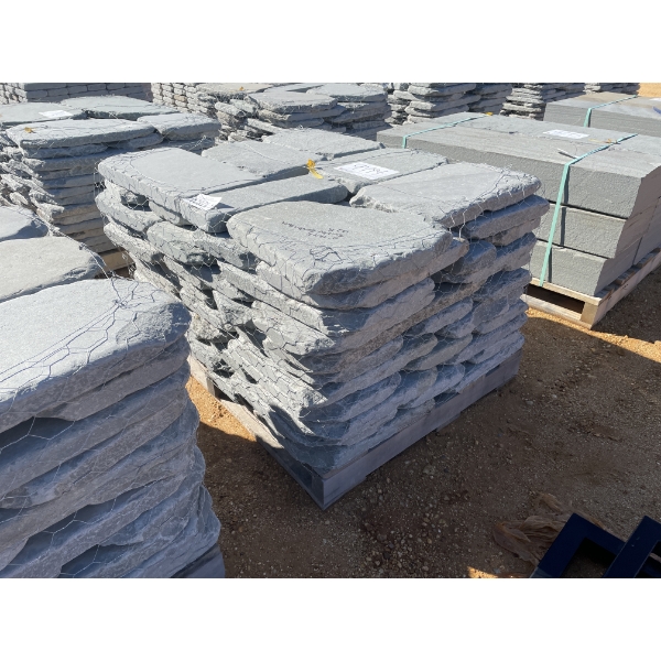 2" THICK TUMBLED CARDNER PATH STONE