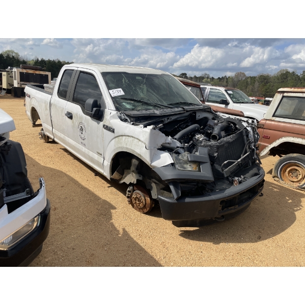 2016 FORD F150 Pickup Truck