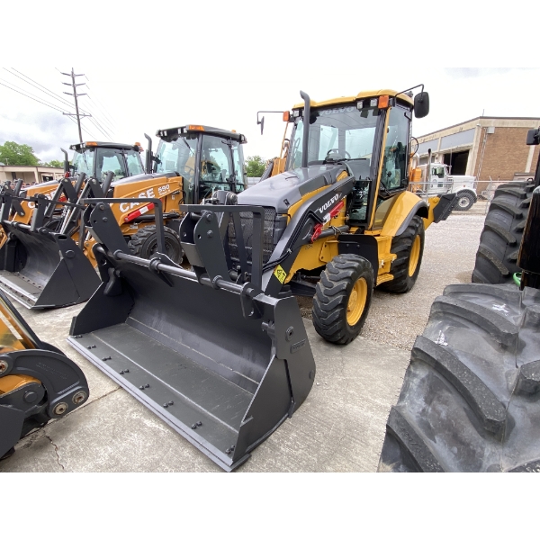 2014 VOLVO BL70B Backhoe