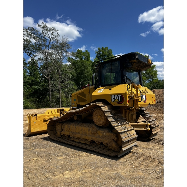 2025 CAT D5 LGP Dozer / Crawler Tractor