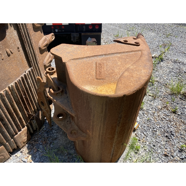 HENSLEY 48" BUCKET