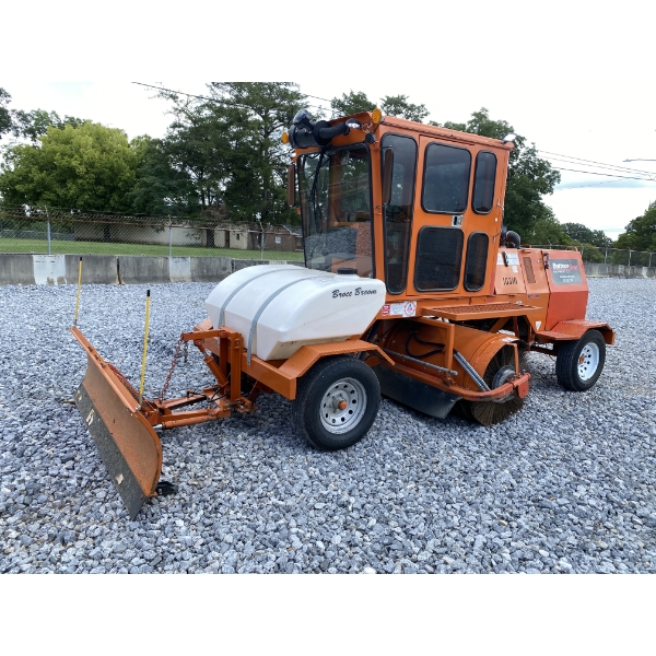 2022 BROCE RCT350 Broom