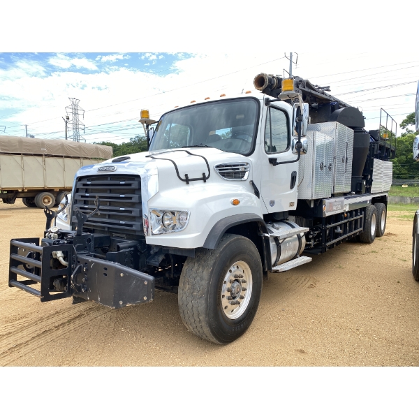 2022 FREIGHTLINER 114SD Vacuum Truck