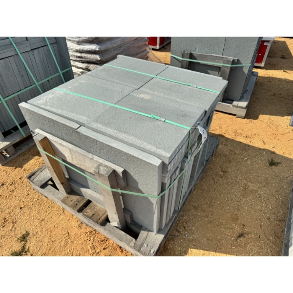 18" x 18" x 1.5" THERMALED BLUE PATTERN PAVERS