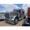 Image 1 : 2003 PETERBILT 379 Sleeper Truck