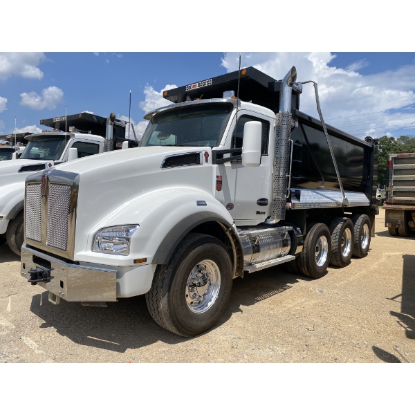 2025 KENWORTH T880 Dump Truck
